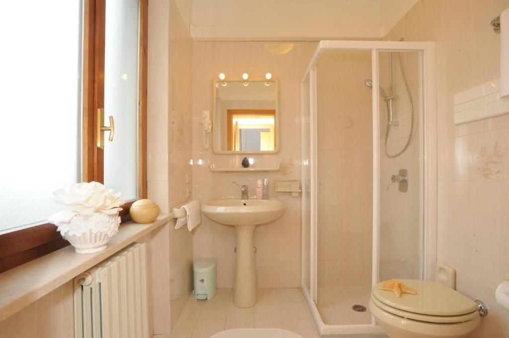 Hôtel Valbella à Bardolino Chambre photo