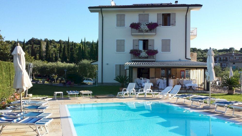 Hôtel Valbella à Bardolino Extérieur photo