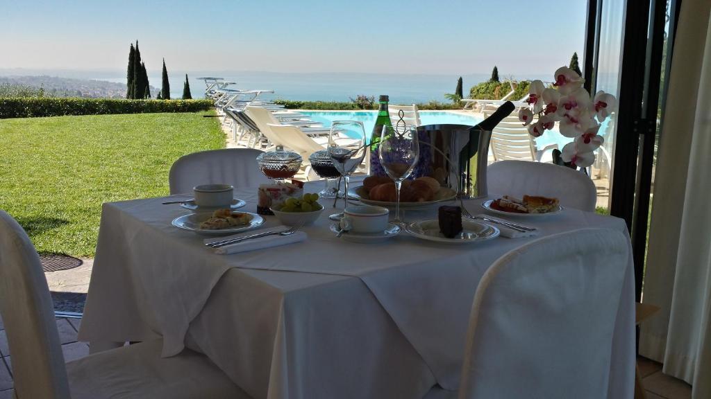 Hôtel Valbella à Bardolino Extérieur photo